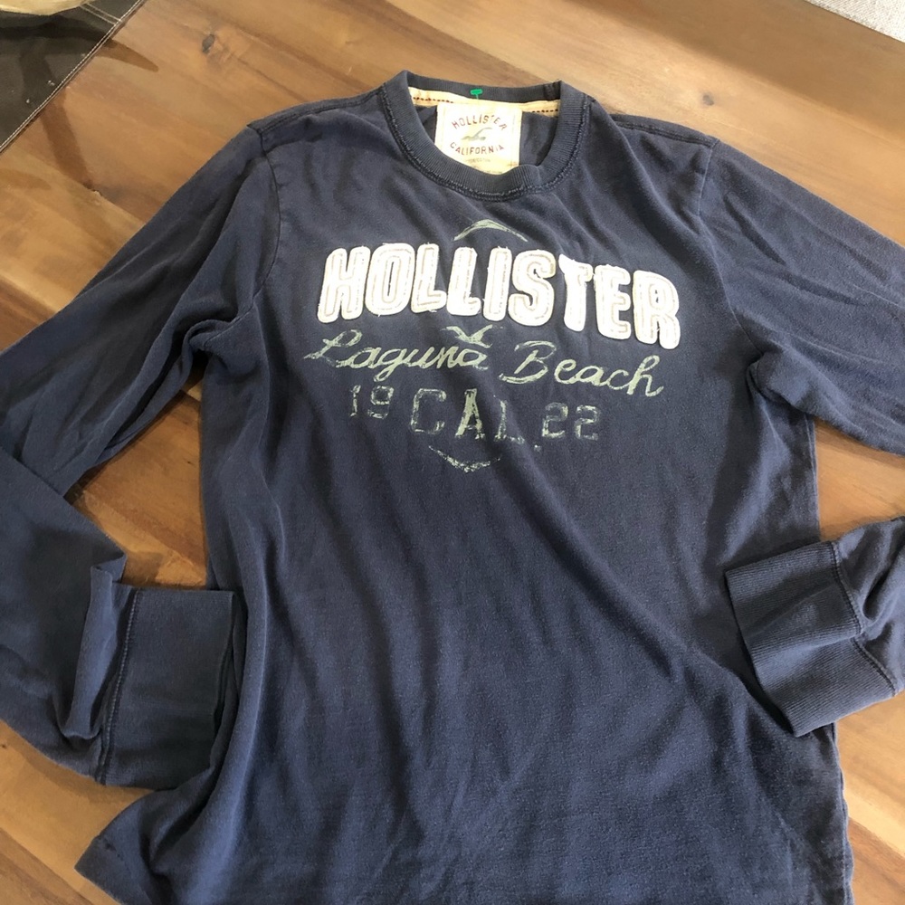 Hollister long sleeve tee